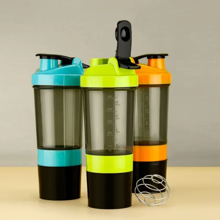 700 ML Protein Shaker Bottle – Leak-Resistant, Portable Hydration